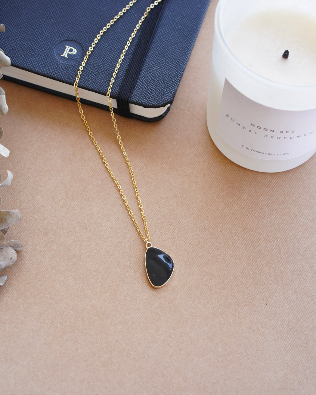 June Pendant Necklace