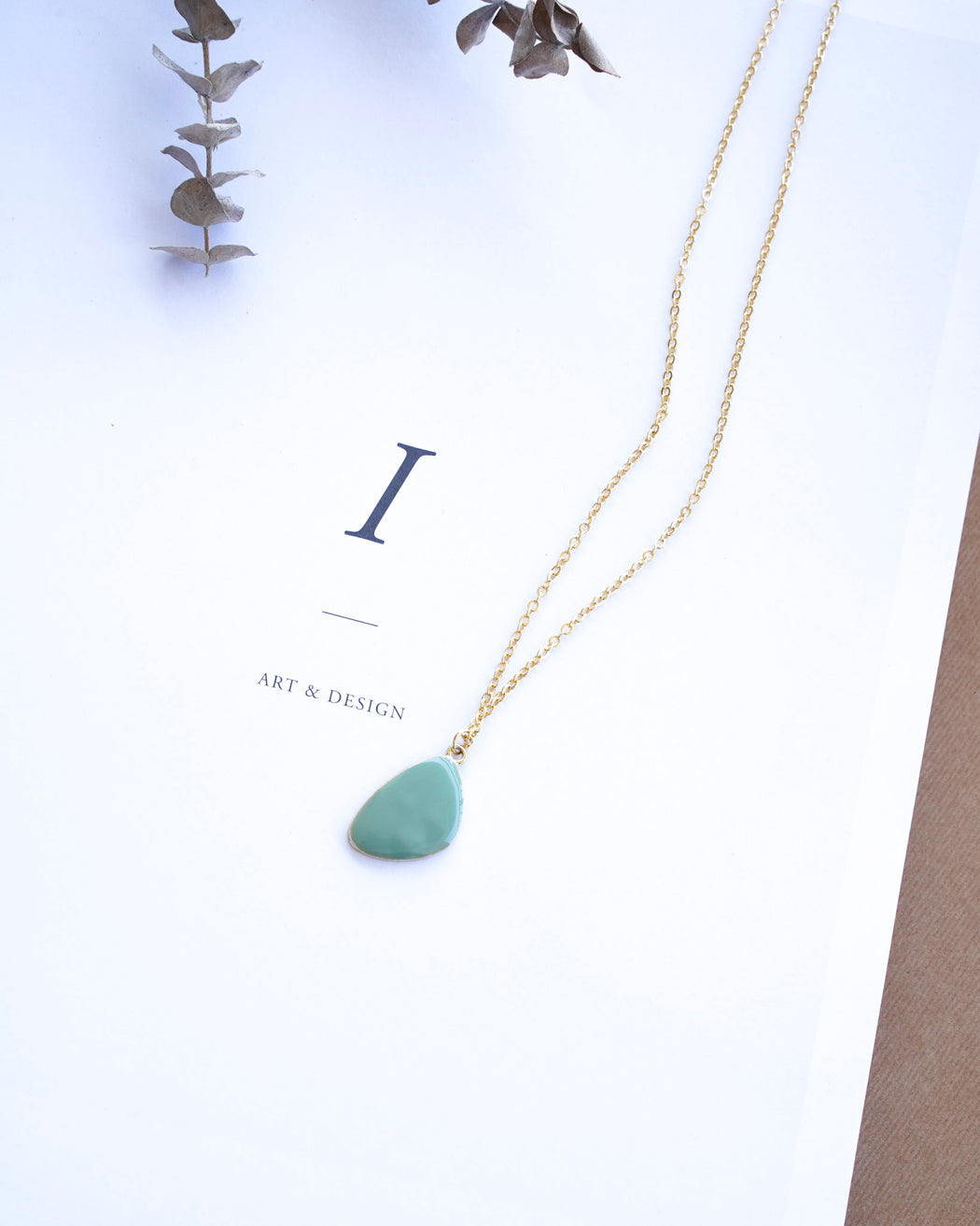 June Pendant Necklace