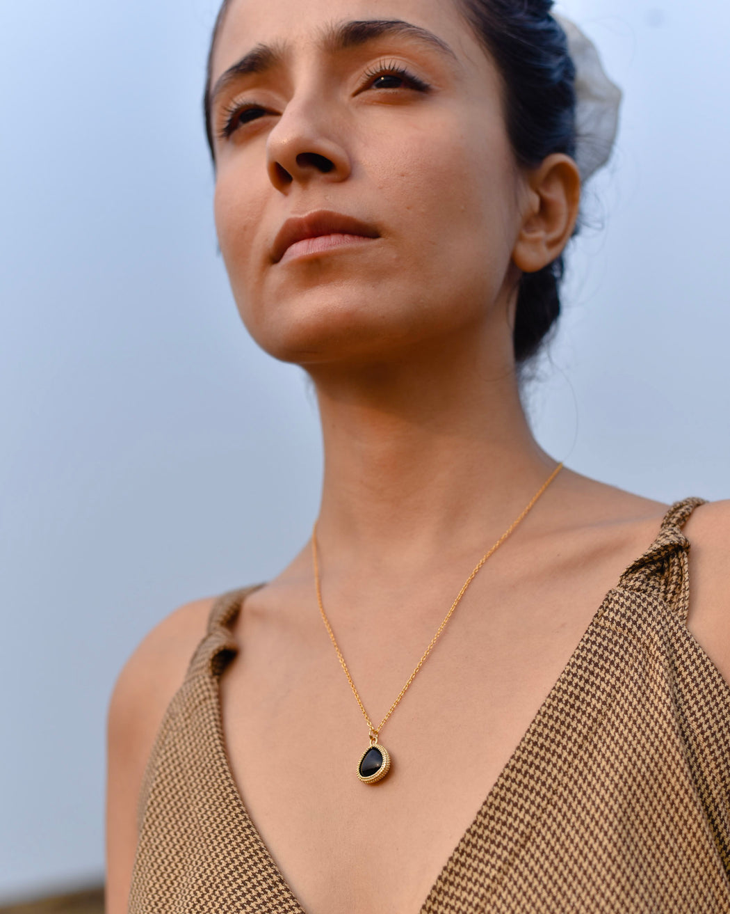 Lorelai Black Pendant Necklace