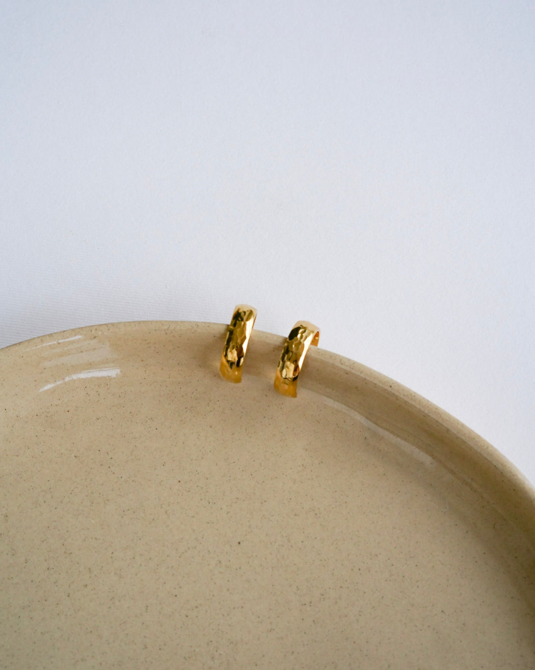 Minimalist hammered earrings
